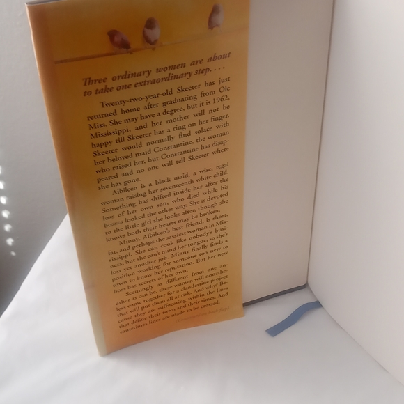 The Help by Kathryn Stockett - Picture 4 of 4